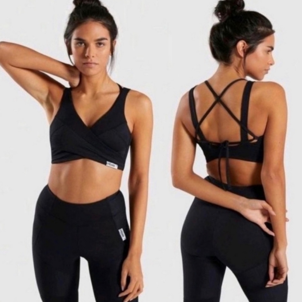 Women $48 gymshark true texture wrap style strappy tie back sportsbra/sport bra